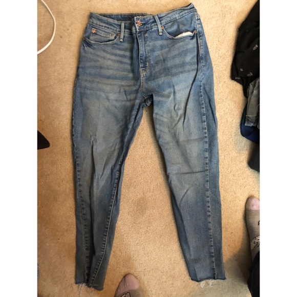 Denizen High Waisted Capris - Picture 2 of 2